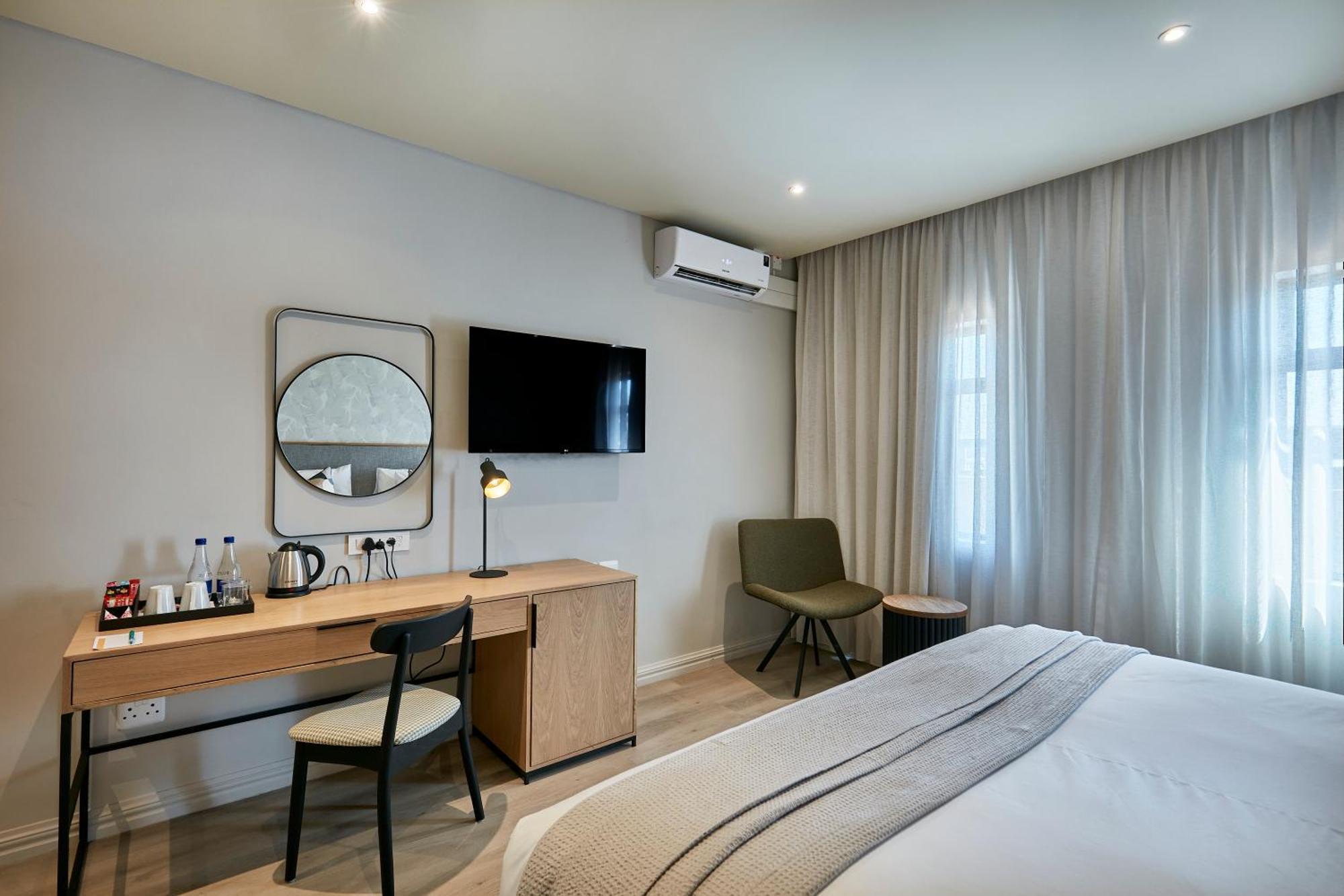 Cresta Mahalapye Hotel Buitenkant foto