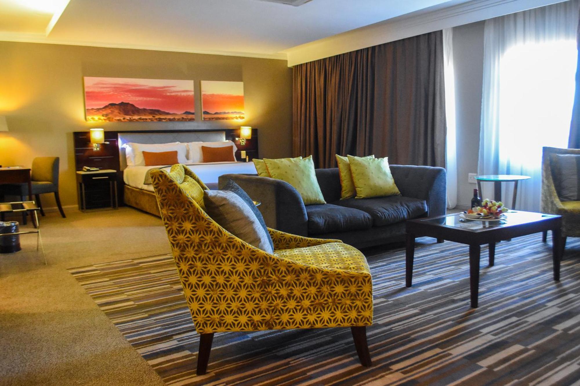 Cresta Mahalapye Hotel Buitenkant foto